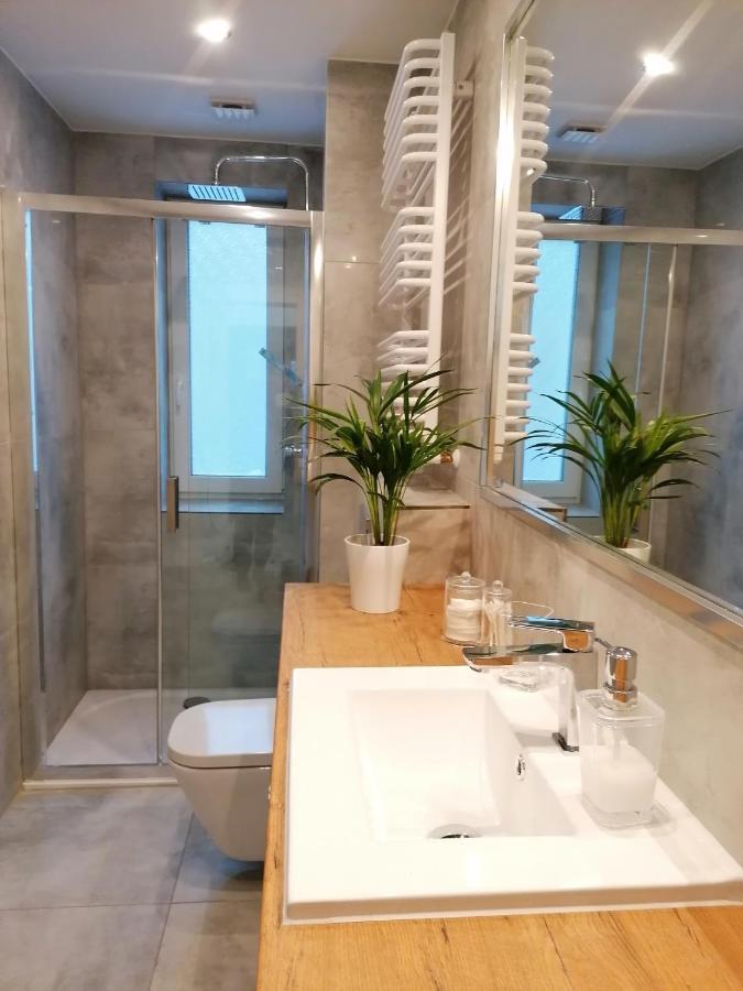 Görlitz Moderne Ferienwohnung "Atmosphere" Mit Sonnigem Balkon,1 Stock מראה חיצוני תמונה